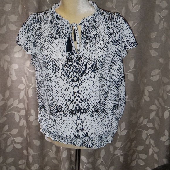 ~Violet Large Snakeskin Pattern Blouse with Elastic Band Waist and Neck Tie - Picture 1 of 3